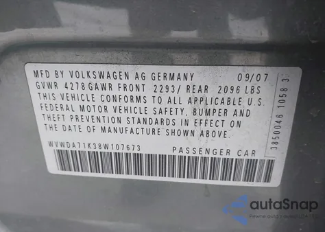 2008 Volkswagen Rabbit S z USA, uszkodzony, nr VIN WVWDA71K38W107673